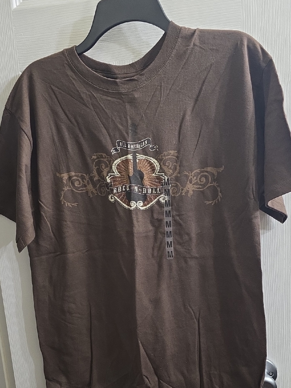 Kohl's Brown Short-Sleeve Rock N Roll Graphic Tee Size M